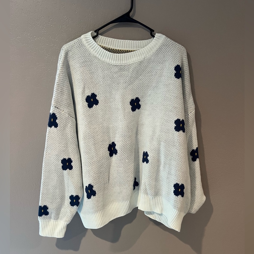 SHEIN Flower Sweater